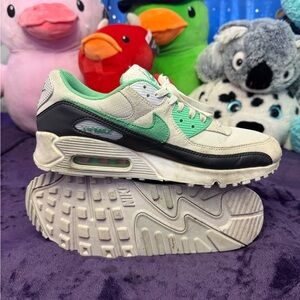 Nike Air Max Sneakers White and Mint Green